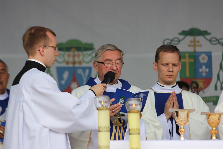 Pożegnanie ikony MB Częstochowskiej w diecezji łowickiej cz. III