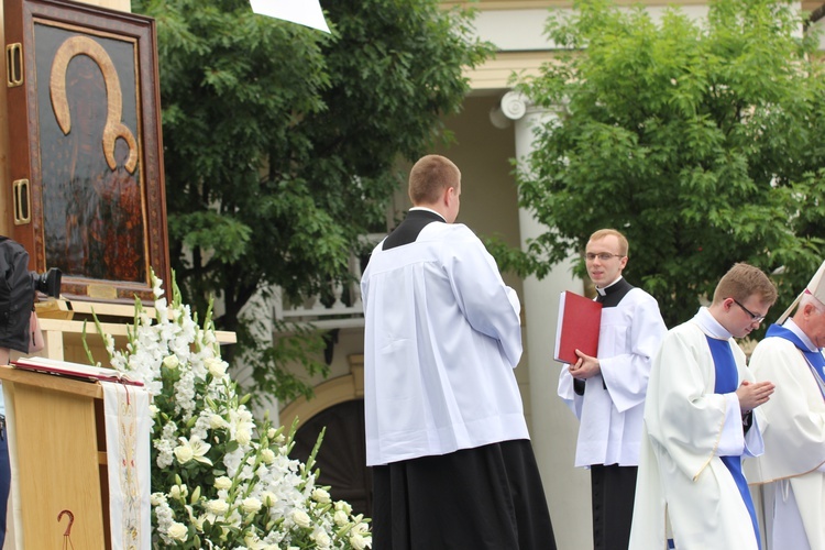 Pożegnanie ikony MB Częstochowskiej w diecezji łowickiej cz. III