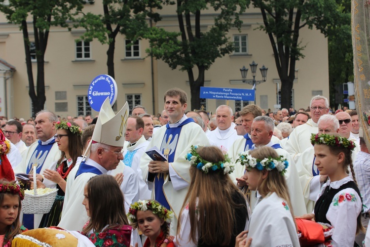 Pożegnanie ikony MB Częstochowskiej w diecezji łowickiej cz. III