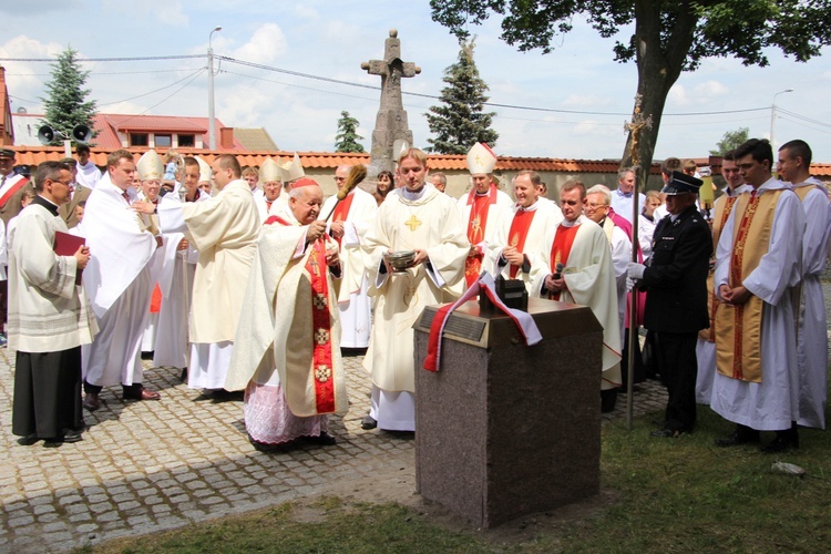 Obchody  50. rocznicy milenium chrztu Polski w Tumie