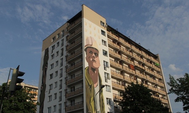 Mural wykonany z okazji 40. rocznicy robotniczego protestu w Radomiu
