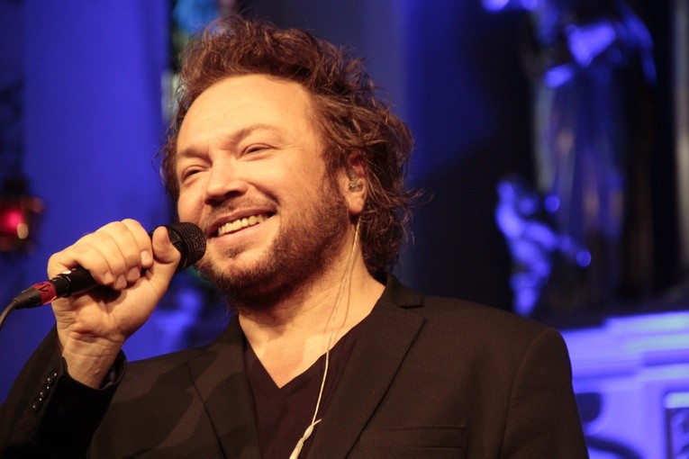 Koncert Mietka Szcześniaka w Rzeczycy