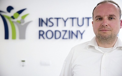 – W naszym Instytucie przyszło na świat już prawie 500 dzieci. Nie musimy przekonywać do skuteczności naprotechnologii.  To te dzieci „orędują”  za nami – mówi Bartosz Bujak.