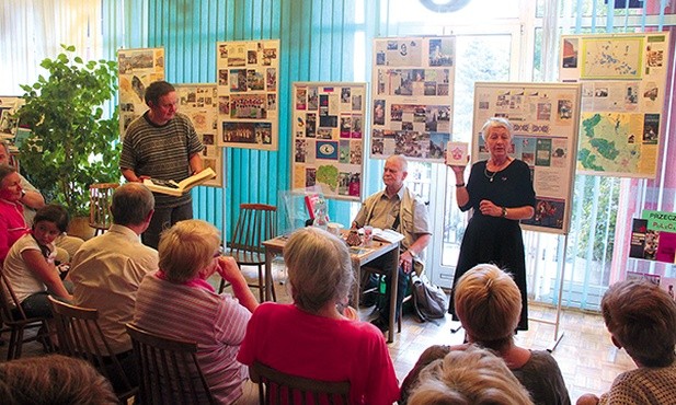 Wernisaż wystawy poświęconej turystycznym i historycznym walorom Łużyc szybko skupił się wokół podstawowych informacji o tym regionie, zachłannie przyjmowanych przez gości spotkania.