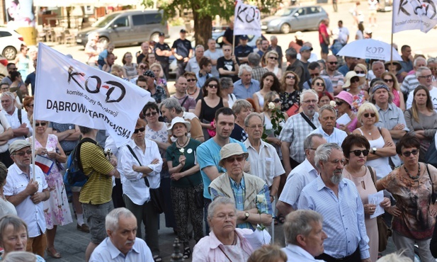 Zarzuty dla byłego lidera KOD Mateusza K.