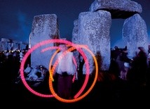 Wielka Brytania. Doroczne neopogańskie świętowanie związane z letnim przesileniem. 20.06.2017 Stonehenge