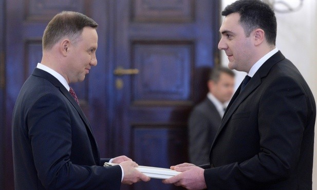 Prezydent wręczył listy uwierzytelniające siedmiu ambasadorom