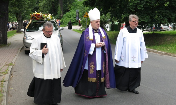 Pogrzeb ks. Antoniego Brączka