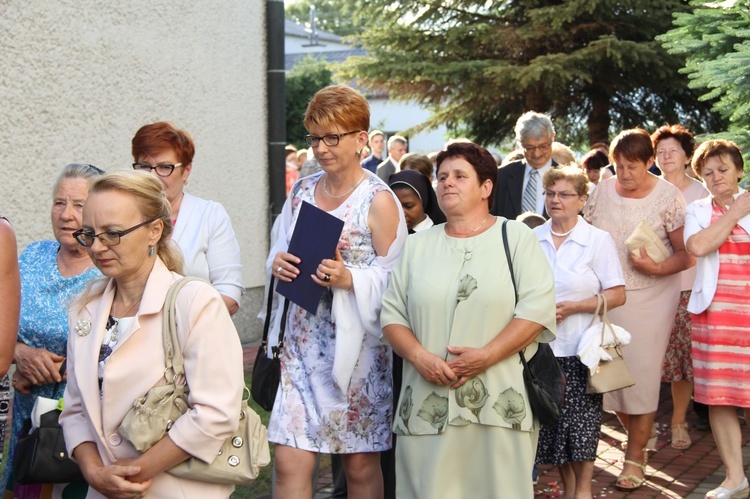 Odsłonięcie epitafium śp. abp. Z. Zimowskiego w Kupieninie