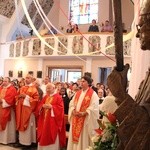 Odsłonięcie epitafium śp. abp. Z. Zimowskiego w Kupieninie