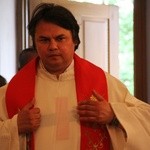 Odsłonięcie epitafium śp. abp. Z. Zimowskiego w Kupieninie