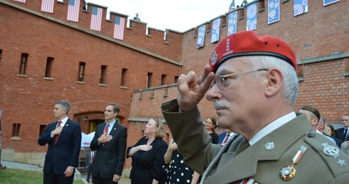 Amerykanie świętowali z Polakami na Kopcu Kościuszki