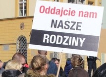 W marcowym proteście we Wrocławiu wzięło udział ok. 70 osób.