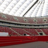 W rekolekcjach na stadionie weźmie udział ponad 31,5 tys. osób. Zapisy trwają.