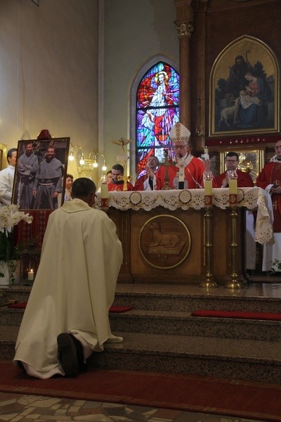 Ks. Wiktor Zajusz jedzie na misje