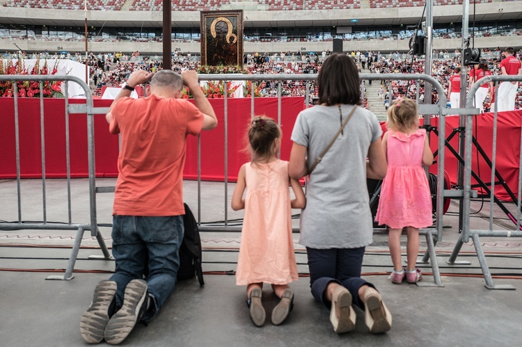 Jezus na Stadionie - cz. 3