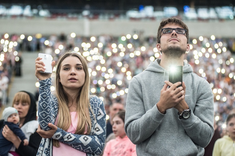 Jezus na Stadionie - cz. 4