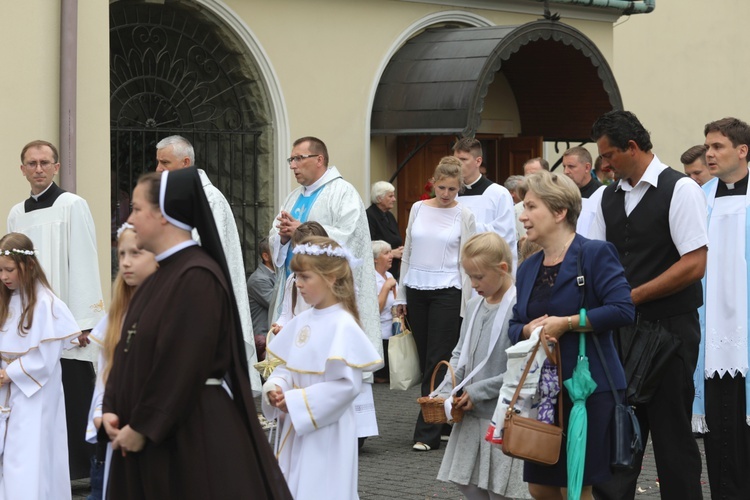 Kard. Stanisław Dziwisz w bazylice w Hałcnowie