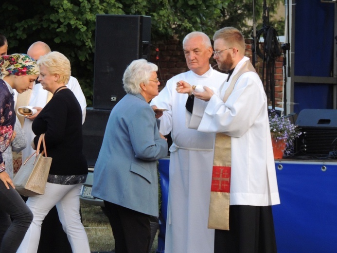 Biesiada u Apostołów Piotra i Pawła