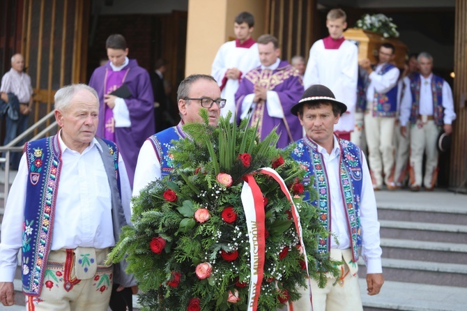 Ostatnie pożegnanie śp. ks. kan. Franciszka Janczego