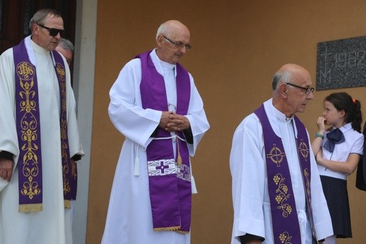 Ostatnie pożegnanie śp. ks. kan. Franciszka Janczego