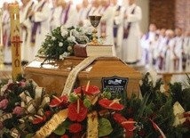 Ostatnie pożegnanie śp. ks. kan. Franciszka Janczego