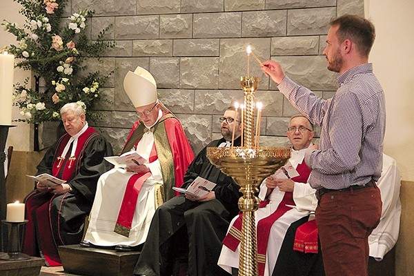 Przypomnieniu historii męczenników towarzyszyła modlitwa o pokój na świecie.