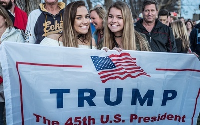 Donald Trump w Warszawie, ale również w Lublinie i Szczecinie. "Wszyscy żyjemy w Ameryce"