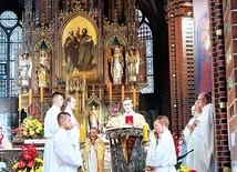 Eucharystia w katedrze w uroczystość patronów diecezji gliwickiej.