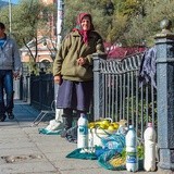 Rachów to miasto handlowe. Warto się tu zatrzymać, aby uzupełnić zapasy o świeże mleko czy warzywa. Panie sprzedają to wszystko wprost z ulicy.