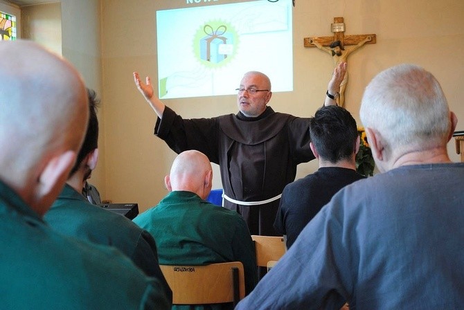 Kurs "Nowe Życie" w zakładzie karnym w Cieszynie