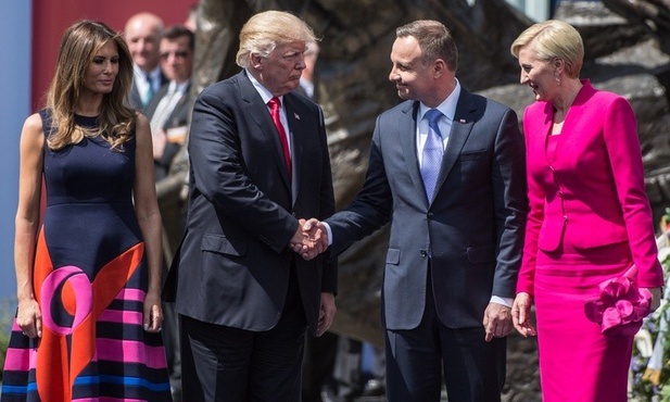 Donald Trump na Twitterze: Dziękuje ci Polsko