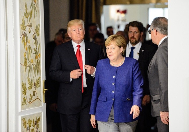 Merkel i Trump rozmawiali o punktach zapalnych na świecie