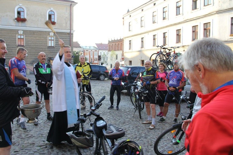 Pielgrzymka rowerowa do Częstochowy 