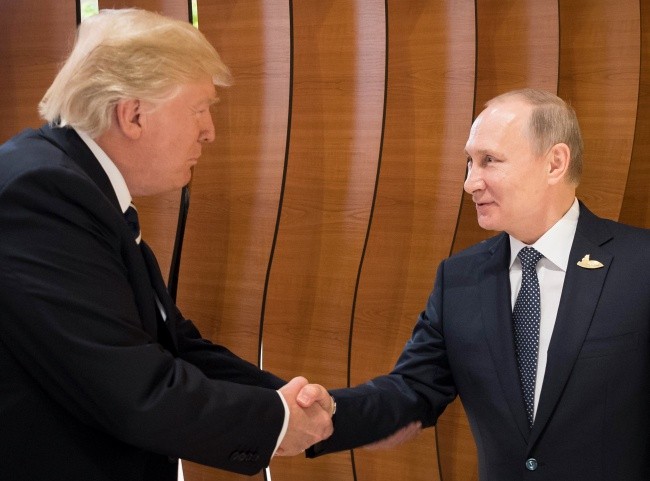 W Hamburgu trwa pierwsze spotkanie Trumpa i Putina