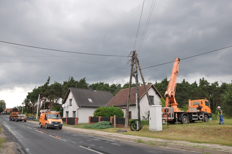 Piątkowe ulewy i sobotnie usuwanie szkód