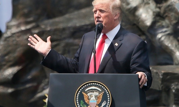 Trump pisze do Dudy na Twitterze