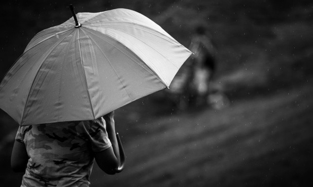 Podatki od cienia, parasola, wycieraczki i flagi