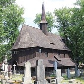 ▲	Kościół Najświętszej Maryi Panny w Broumovie jest drugą najstarszą drewnianą budowlą w Europie Środkowej.