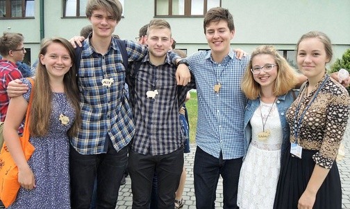 Młodzi uczestnicy wakacyjnych oaz z całej diecezji spotkali się w Bielsku-Białej