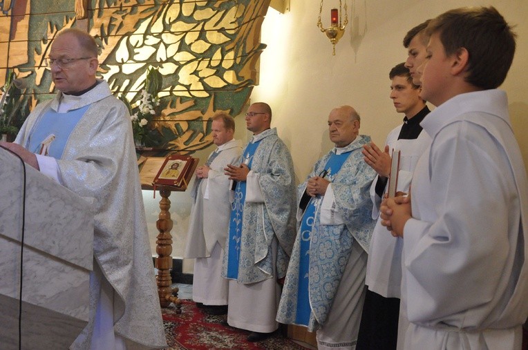 Z Trzetrzewiny i Brzeznej na Strzyganiec