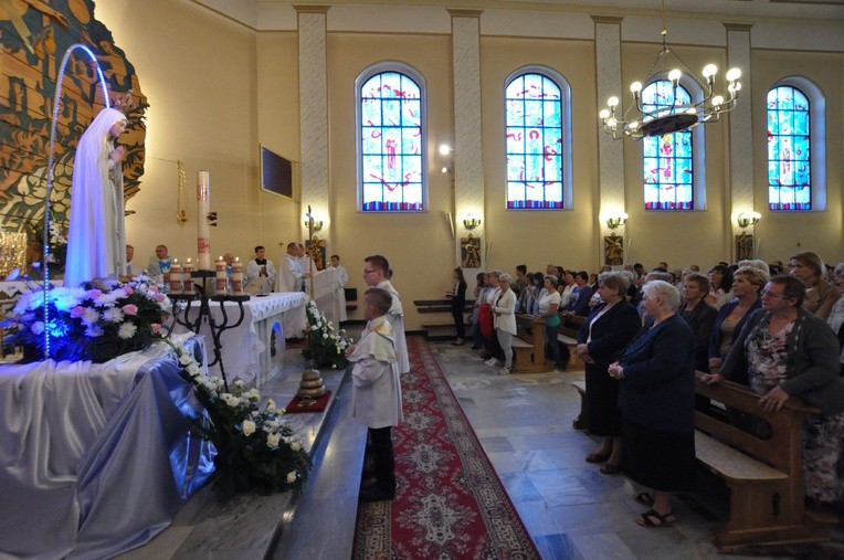Z Trzetrzewiny i Brzeznej na Strzyganiec