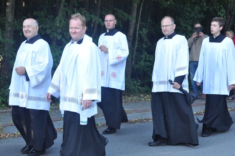 Z Trzetrzewiny i Brzeznej na Strzyganiec