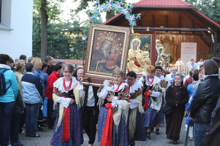 Nabożeństwo fatimskie w Rychwałdzie - 13 lipca 2017