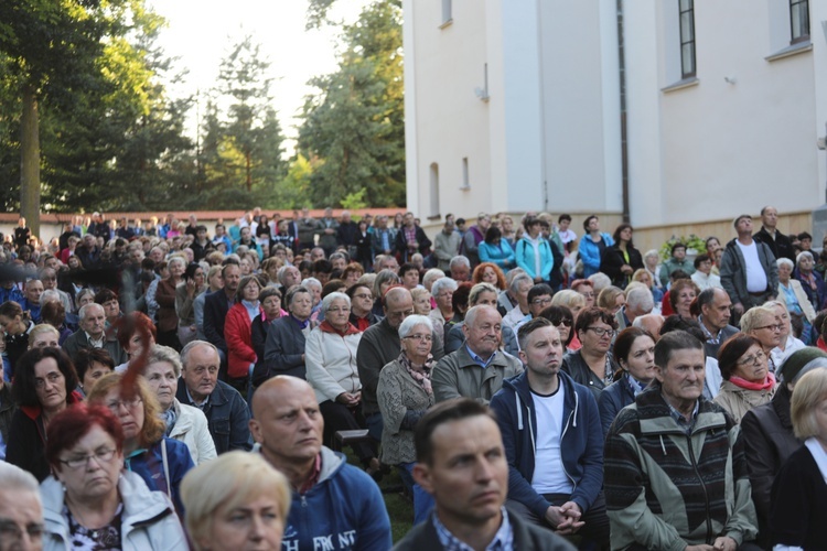 Nabożeństwo fatimskie w Rychwałdzie - 13 lipca 2017