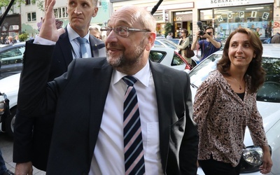 Schulz chce karać państwa odmawiające przyjęcia uchodźców