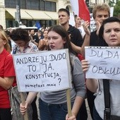 Demonstracja sił lewicowych przeciwko zmianom w sądownictwie