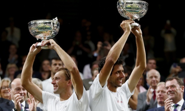 Łukasz Kubot wygrywa Wimbledon
