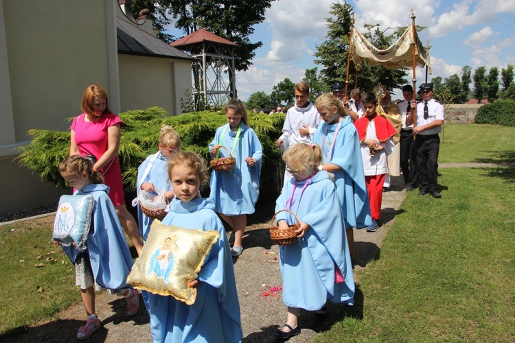 Odpust Matki Bożej Szkaplerznej w Bednarach