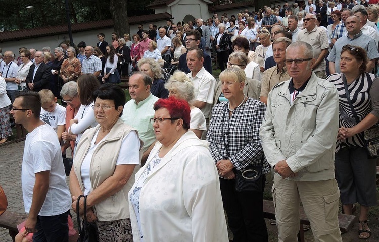 Odpust w Rychwałdzie z monstrancją fatimską